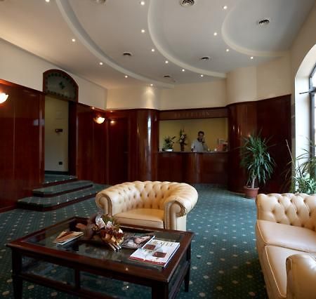 Dropiluc Hotel Druento Екстериор снимка