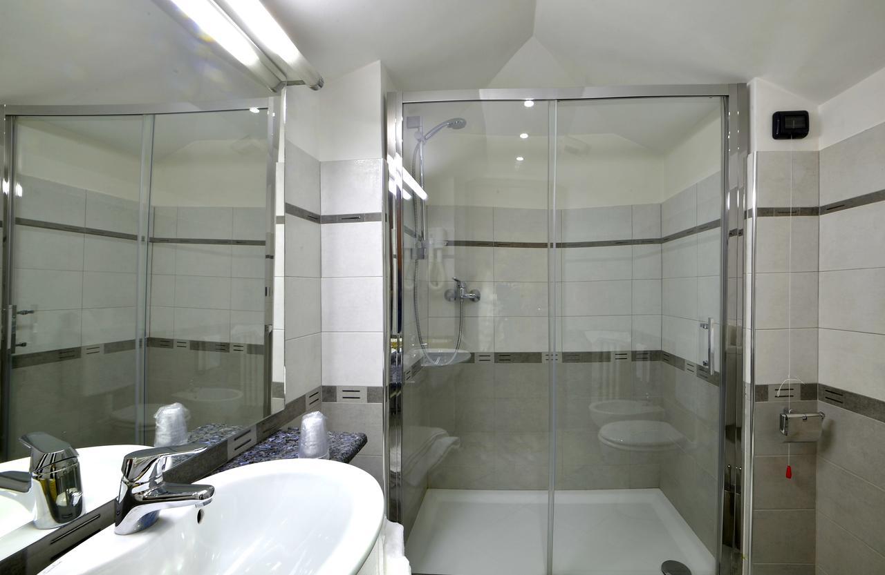 Dropiluc Hotel Druento Екстериор снимка
